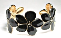 SS-06 B-STAINLESS STEEL CUFF BRACELET IN BLACK FLOWER