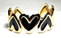 SS-18-B STAINLESS STEEL CUFF BRACELET IN BLACK HEART