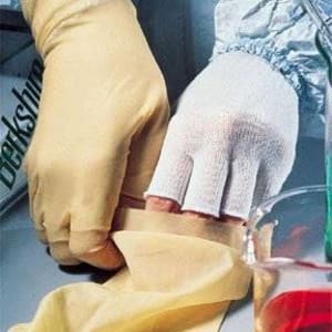 Fisher Anatomical Berkshire* BCR* Half Finger Glove Liner