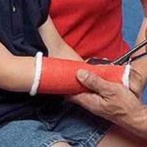 BSN Medical Cast Tape Delta-CastÂ® Conformable 3 Inch X 12 Foot Polyester Black