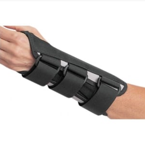 DJO B.A.T.H.â„¢ Right Wrist Brace, Small