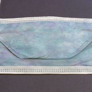 Cardinal Secure-GardÂ® Secure BillÂ® Surgical Mask