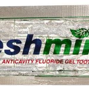 New World Imports Toothpaste FreshmintÂ® Mint Flavor 28 oz. Individual Packet