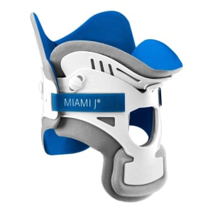 Ossur Miami JÂ® Rigid Cervical Collar with Replacement Pads, Regular Size
