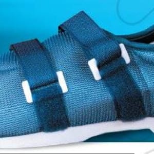 Darco International DarcoÂ® Med-Surgâ„¢ Post-Op Shoe for Men, Dark Blue, Extra Large