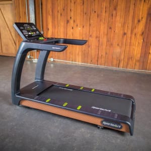 SportsArt T676 Status Eco-natural Treadmill