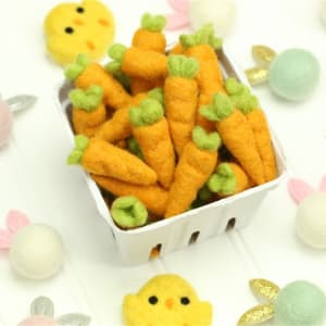Felt Carrots (Mini)