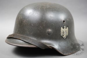 Original German WWII Heer M40 Single Decal Combat Helmet ET66