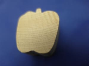 APPLE-LGE APPLE 1-1/8" X 1/2"