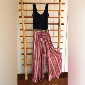 Angie Cinnamon color floral pants,100% Rayon Material, wide leg bottoms,  tie front, beach pants