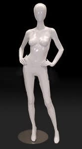Arrita gloss white egghead female mannequin with hands on hips