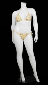 Glossy White  Female Plus Size 16 Mannequin - Left Leg Out