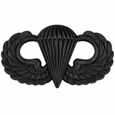 Army Parachutists Basic Black Metal Badge  AR-307-BM