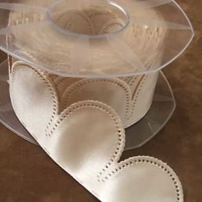 Torino Ribbon Flower Roll