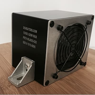 Hornet 45 12V heater with anodized aluminum housing, single fan, patented stainless steel heating module, and terminal block.