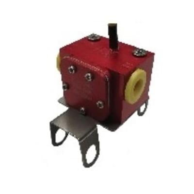 Insight fuel flow smart sensors for piston engines with G Series and TAS 1000 compatibility; available in spine, firewall, or inline mounts.
