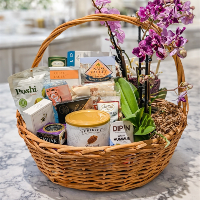 Luxury smoked salmon and caviar gift basket with gourmet crackers and fine accompaniments by San Francisco Gift Baskets