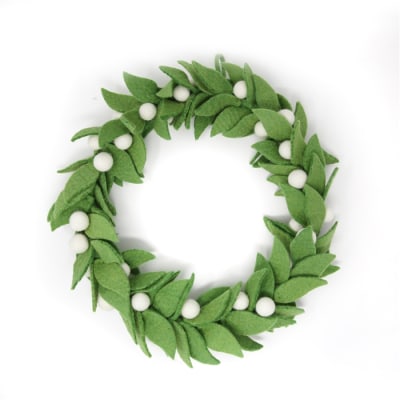 Felt Mistletoe Wreath - Plain 13''
