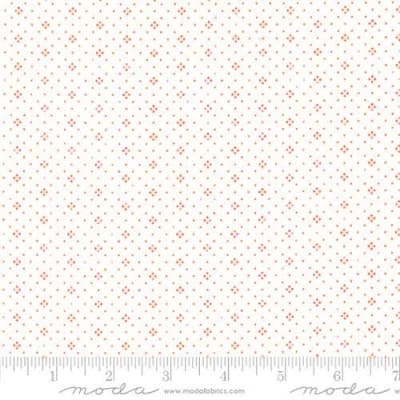 EYELET BASIC: Ivory w/ Red