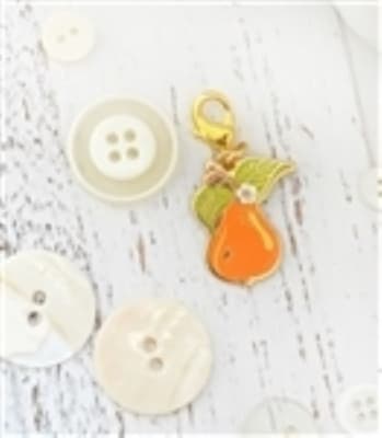 Zipper Pull: PEAR ORCHARD