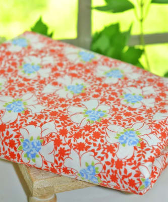 BACKING SPECIAL: RED RETRO BOWS