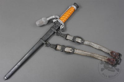 Original German WWII Heer Officer's Dagger Hanger Portopee