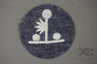 Original German WWII Luftwaffe ScheinwerfergerÃ¤terverwalter Searchlight Equipment Administrator Trade Badge