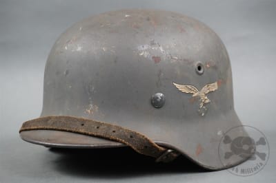Original German WWII Luftwaffe M40 Single Decal Helmet Q66