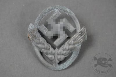 Original German WWII RADwJ Women's Labor Service Cap Badge