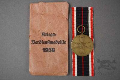Original German WWII War Merit Medal