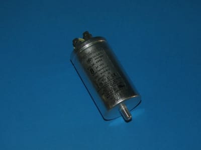 267659 CAPACITOR