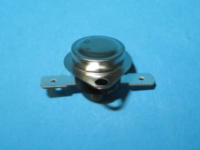 371555 THERMOSTAT 135DEG MR TD-70 UL