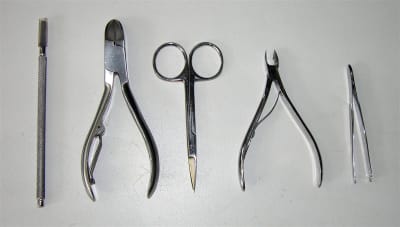 mani and pedi kit