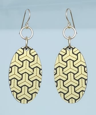 18g Earrings - Gold Acrylic - Bishamon Kikko Oval