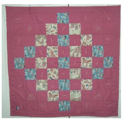 Mauve Baby Retro w/Embroidery Quilt