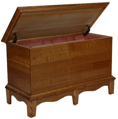 Small Quarter Sawn Oak Dowry Chest, 36" x 16" x 18"