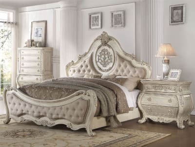 Ragenardus Traditional Bed in Antique White Finish by Acme - 27010Q