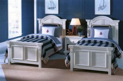 Cottage Traditions Twin Bed in Clean White Cottage Finish by American Woodcrafters - AME-6510-33PNPN