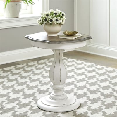 Magnolia Manor Round Accent Table in Antique White Finish by Liberty Furniture - 244-AT2000