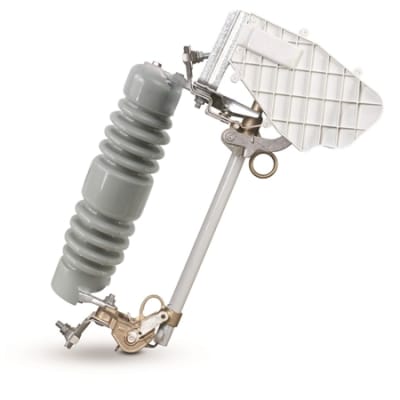 y1nclnva31 porcelain cutout voltage: 15 kv continu