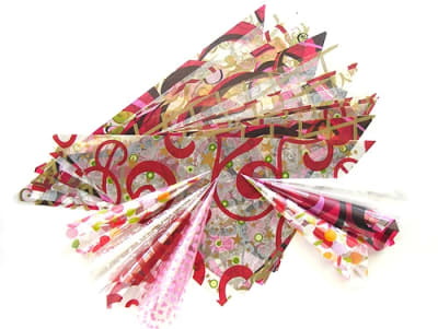 photo of Pre-rolled Mylar Cones and Pre-cut Mylar Triangles from Mehandi.com