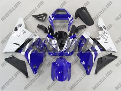 Yamaha YZF-R1 Blue/White Fairings