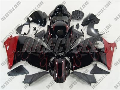 Suzuki GSX-R 1300 Hayabusa Red Flame on Black Fairings