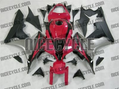 Honda CBR600RR Pink/Silver Fairings