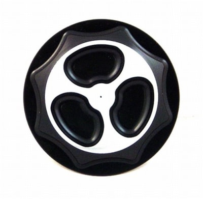 SUZUKI GAS CAP (4 BOLT BRACKET) ANODIZED BLACK FITS GSXR 600 (97-03); GSXR 750 (96-03); GSXR 1000 (01-02); SV650 (99-02); KATANA (98-05); HAYABUSA (99-07) (PRODUCT CODE # A3665BL)