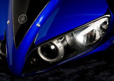 Yamaha R1 Headlight Trim