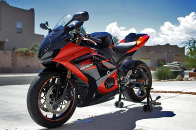 Suzuki GSXR Sportbike Parts