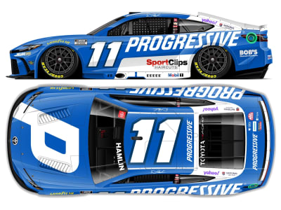 **Preorder** DENNY HAMLIN 2026 PROGRESSIVE 1:24 COLOR CHROME ARC DIECAST