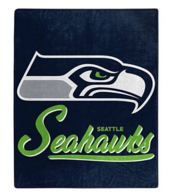 SEATTLE SEAHAWKS 50"x 60" SIGNATURE DESIGN PLUSH BLANKET