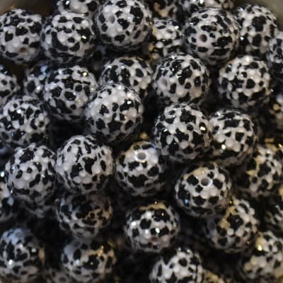 20mm Rhinestone Cow Bubblegum Beads